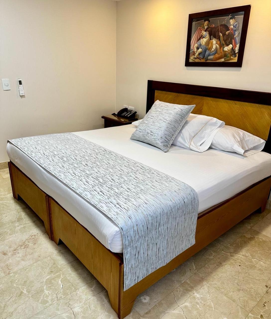 Hotel San Pedro Del Fuerte Medellín Dış mekan fotoğraf