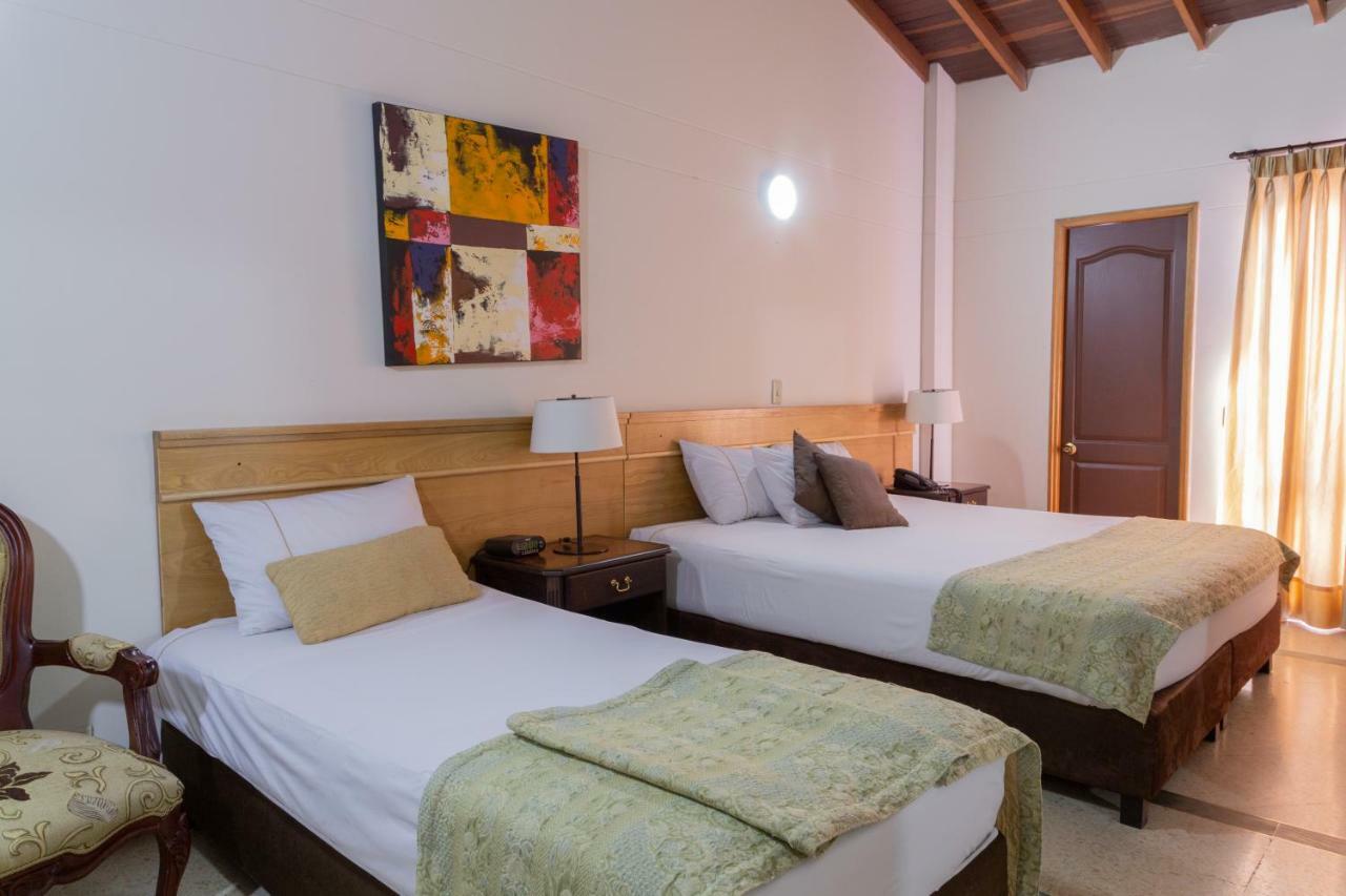 Hotel San Pedro Del Fuerte Medellín Dış mekan fotoğraf